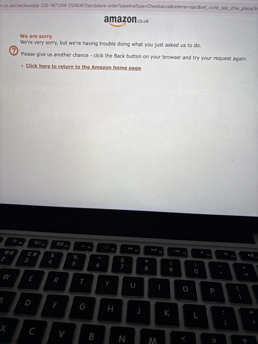 StephLikesCake tweet media