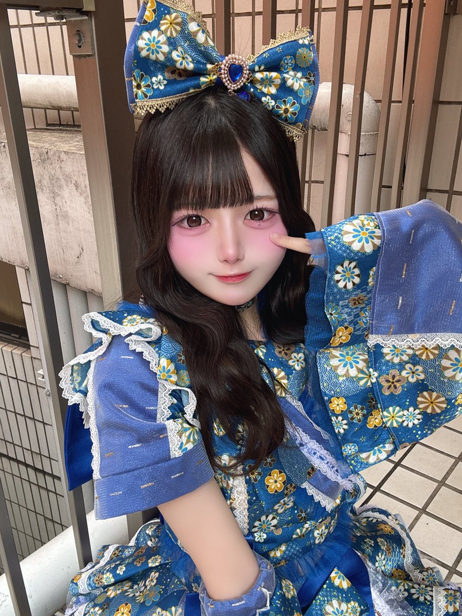 ᷇ 𖥦 ᷆ ˵ )💙