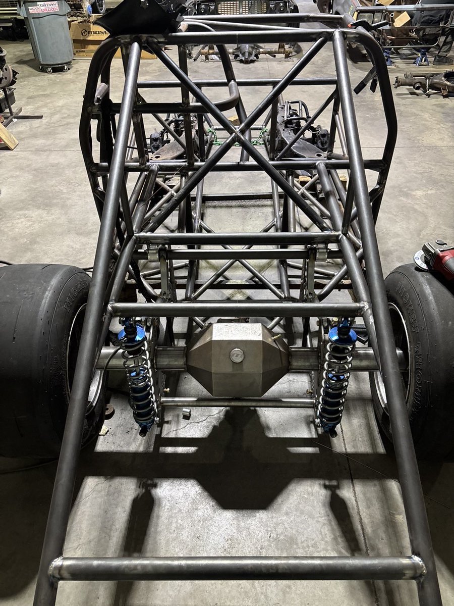 Code-e ilovechevysmallblocks tweet media