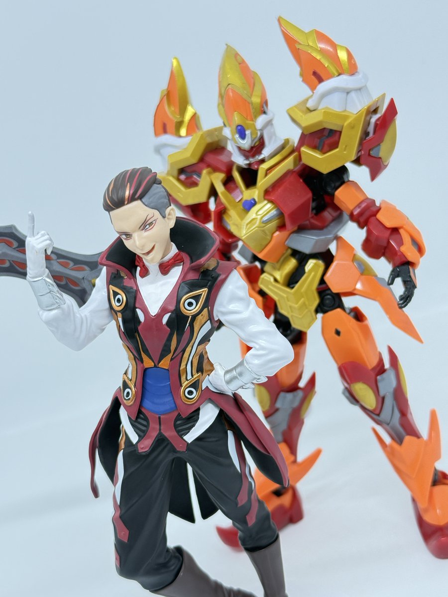この間届いた、ファイヤキャンドルとブーケのフィギュア買って良かった