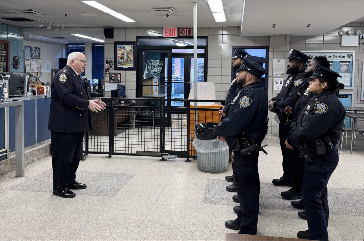 NYPD 76th Precinct tweet media