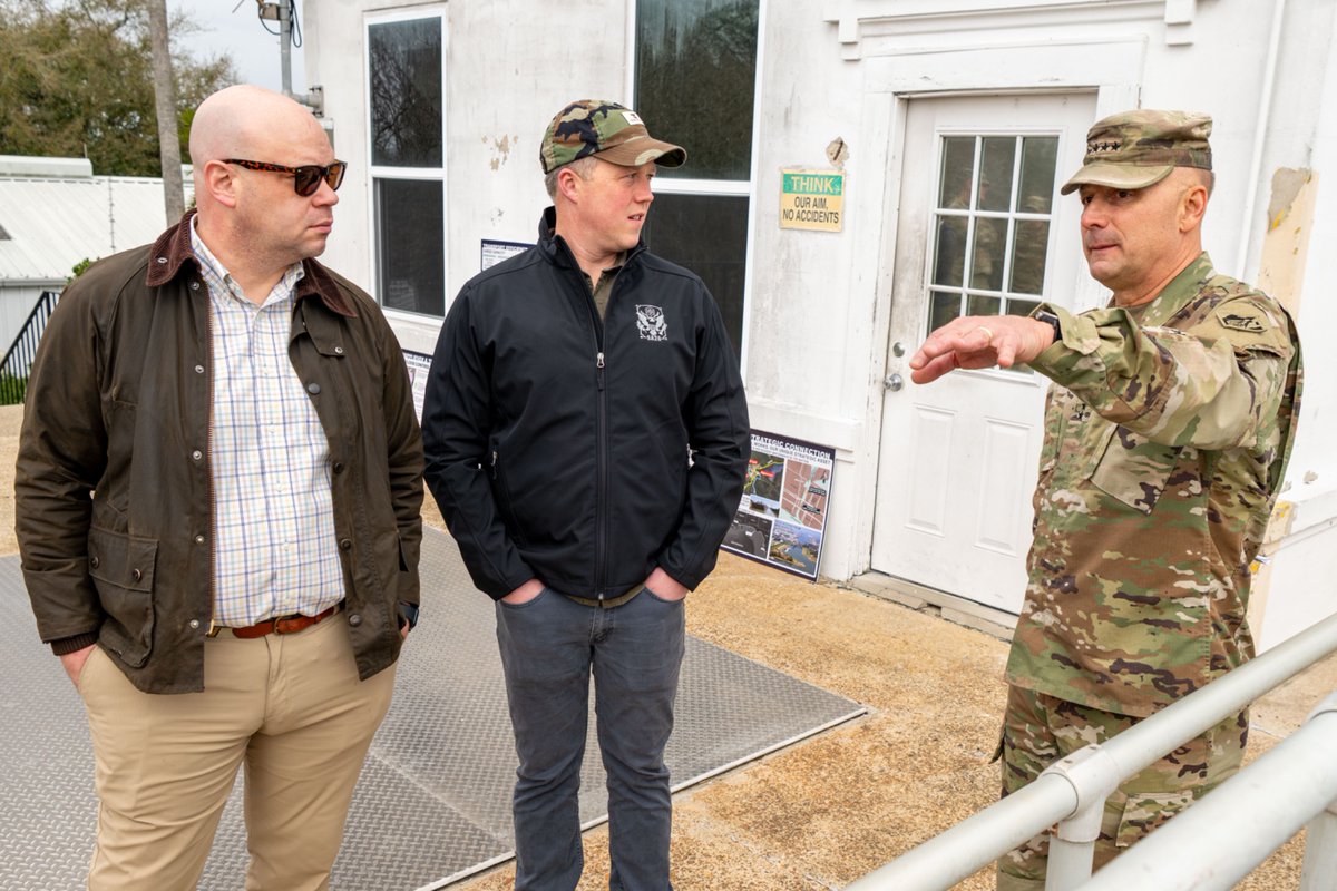 Secretary of the Army tweet media