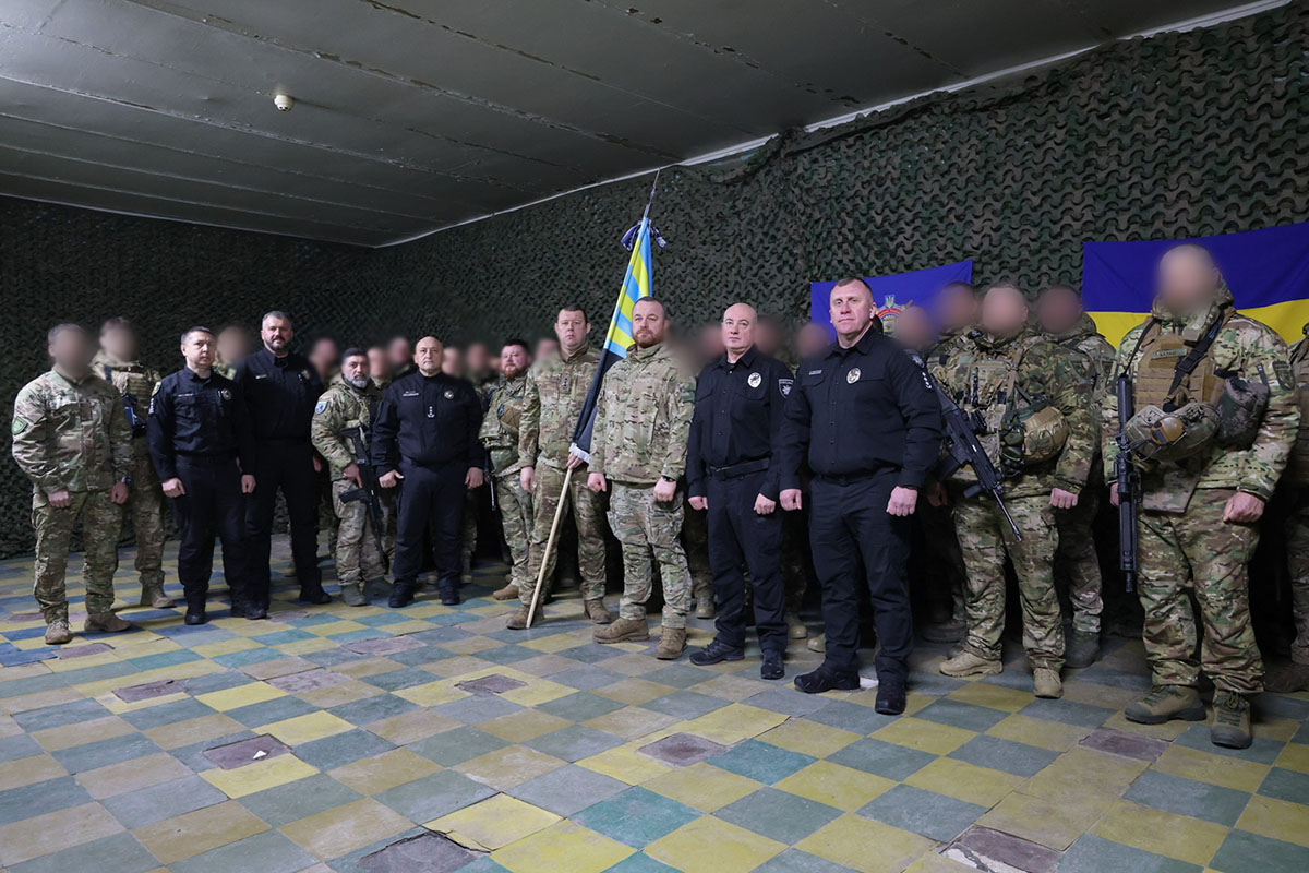 filashkin's tweet photo. A dedicated anti-drone police battalion has been launched in Donetsk region to protect civilian infrastructure and evacuation routes. In just months, it has neutralized over 3,100 aerial targets, saving lives. Today the unit received its battle flag. Police adapt to new threats. https://t.co/aliLN0Kc3U