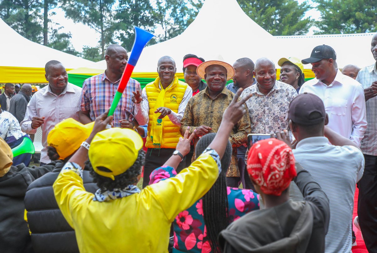 Hon. Innocent Mugabe tweet media