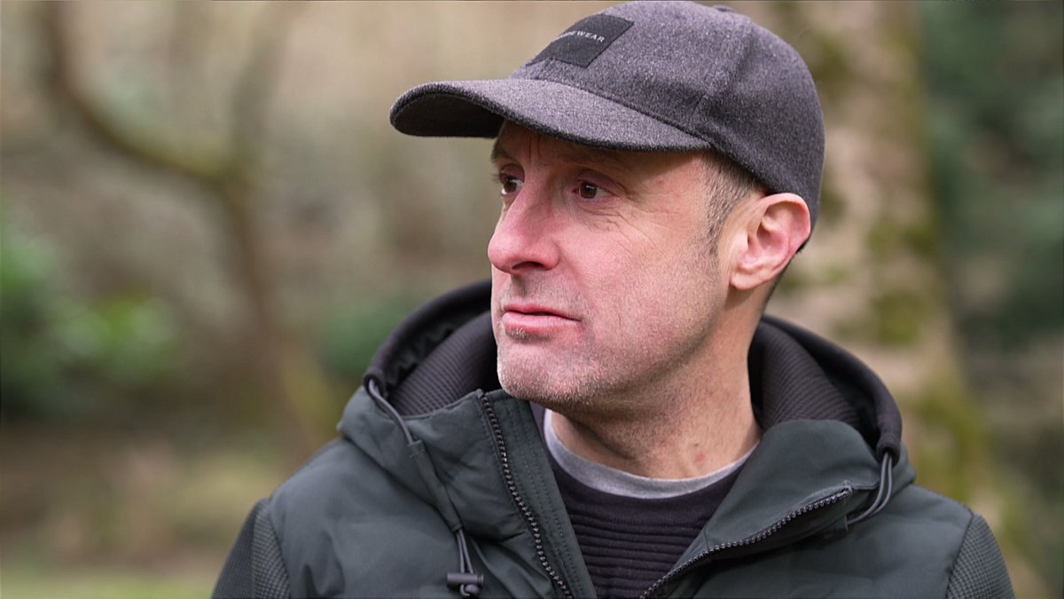 Artefaktua tweet media