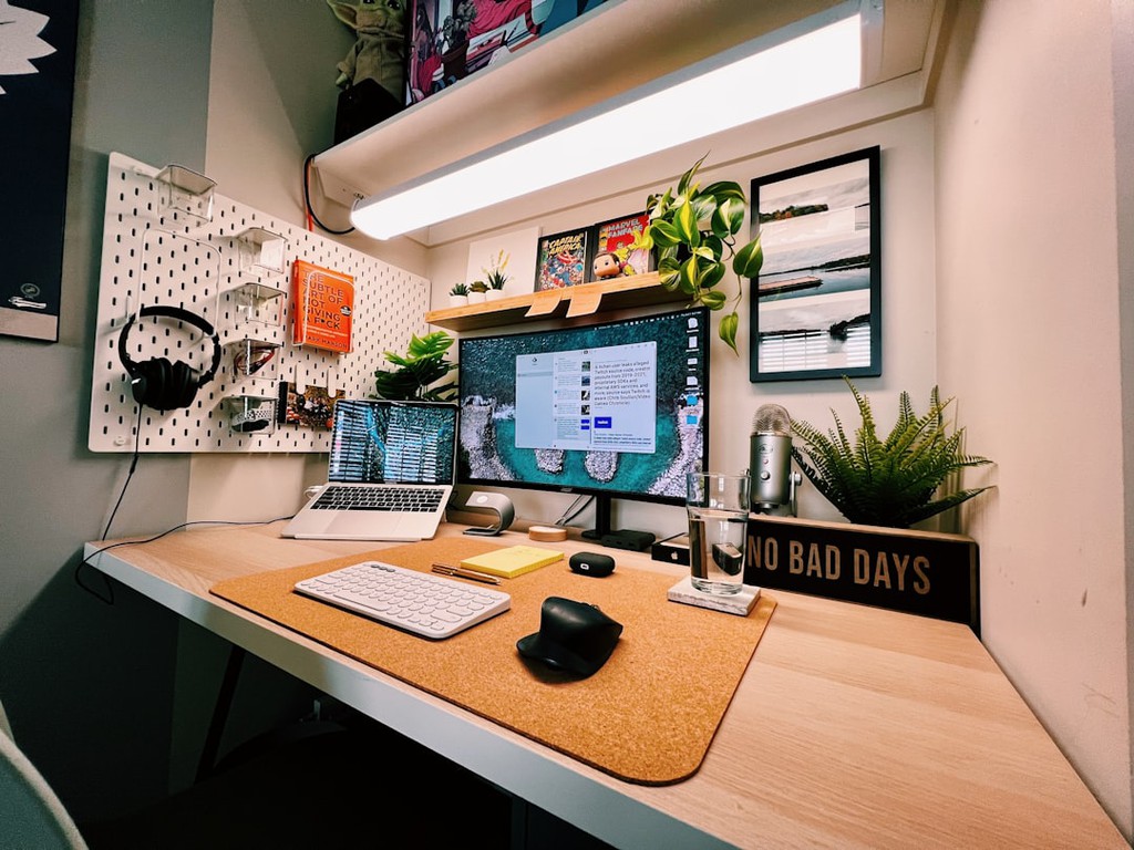 ESDBates's tweet photo. AI for Productivity &amp; Data Management: Work Smarter, Not Harder

Read more 👉 https://t.co/4KtvMTPlpf

#Productivity #HostingVirtualEvents #StandardOperatingProcedures https://t.co/BP6I97zeXT