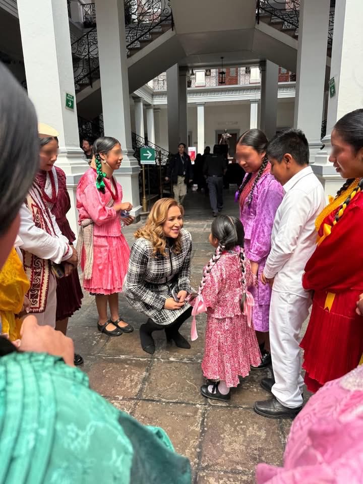 MujeresVIP tweet media