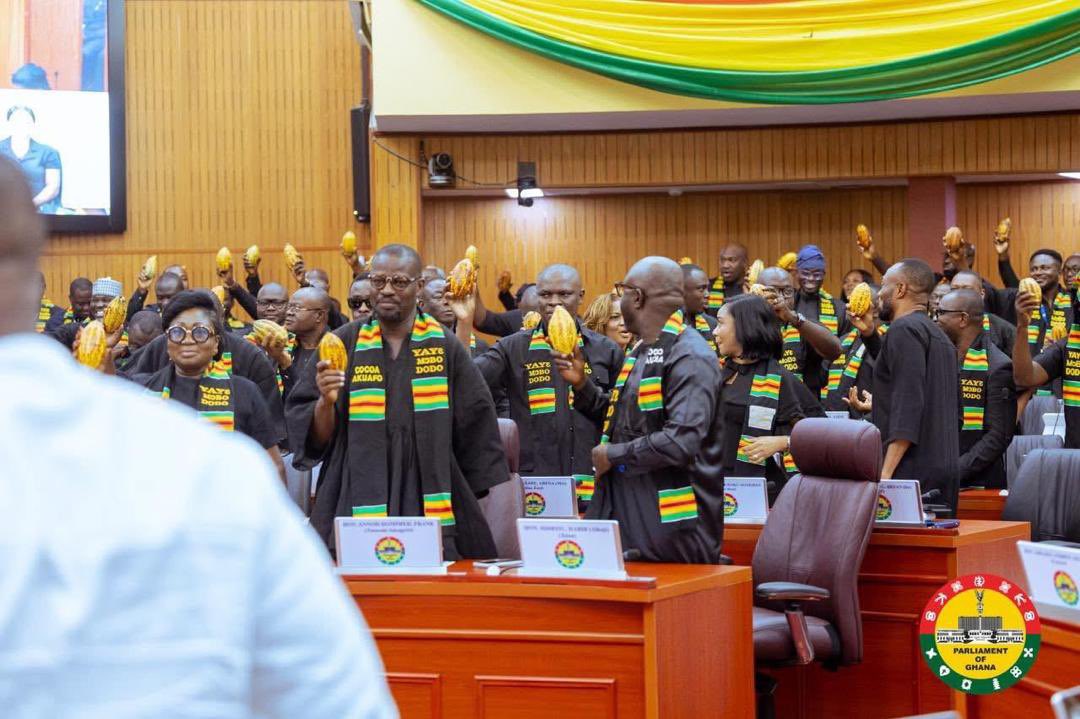 CHARLOTTE NICOLE 🕊 tweet media