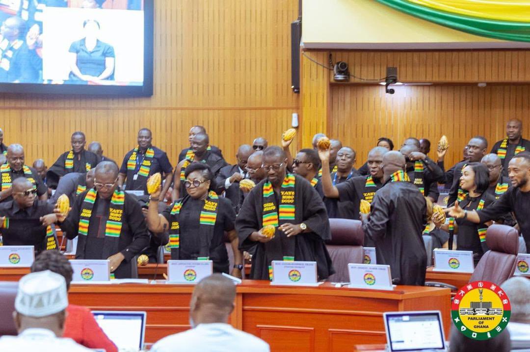 CHARLOTTE NICOLE 🕊 tweet media