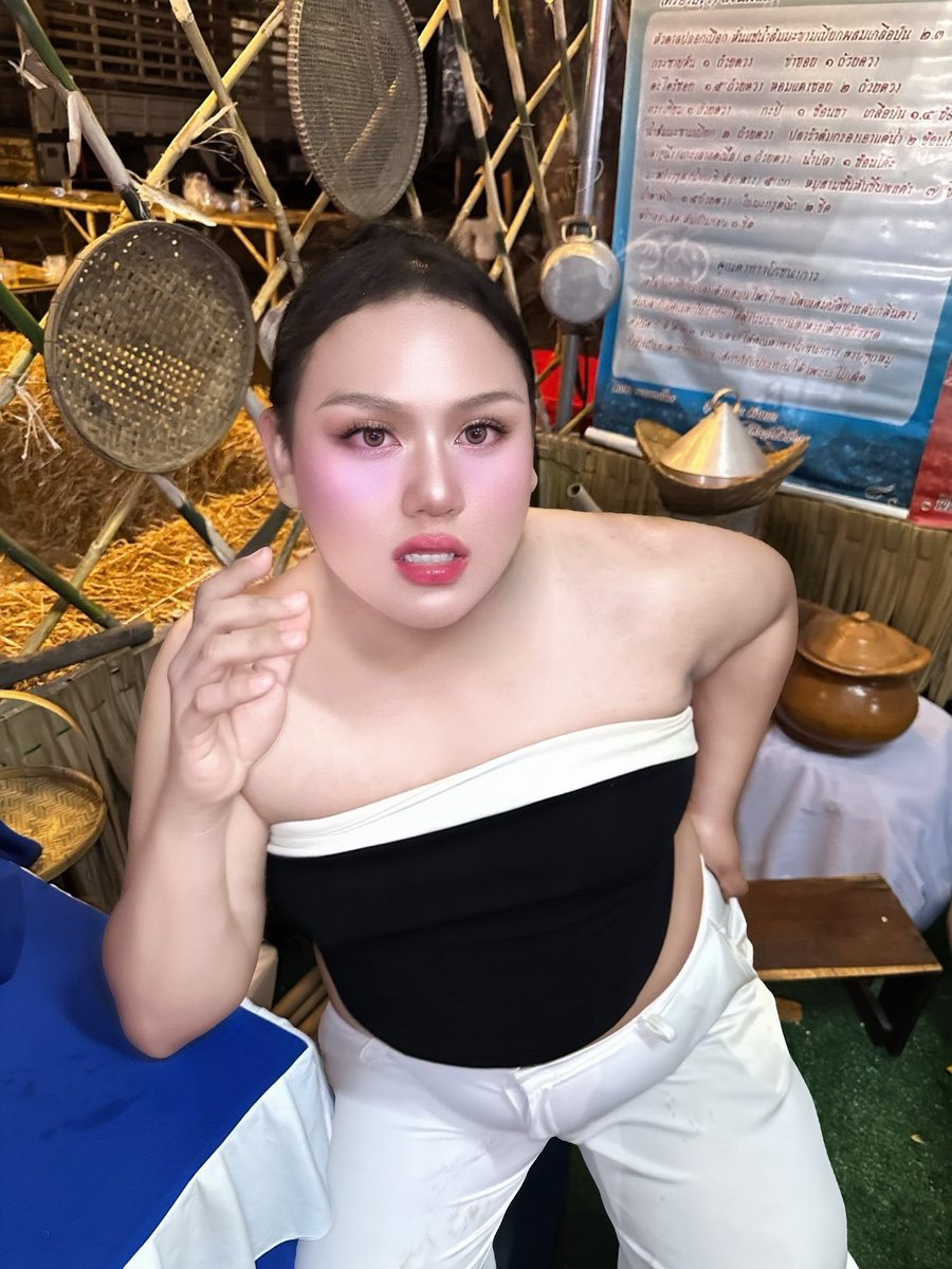 คืนวันศุกร์ อยากจุกจัง 😜 #สิงห์บุรี  #แชทคุยกับเพื่อน 🆔 charita26-