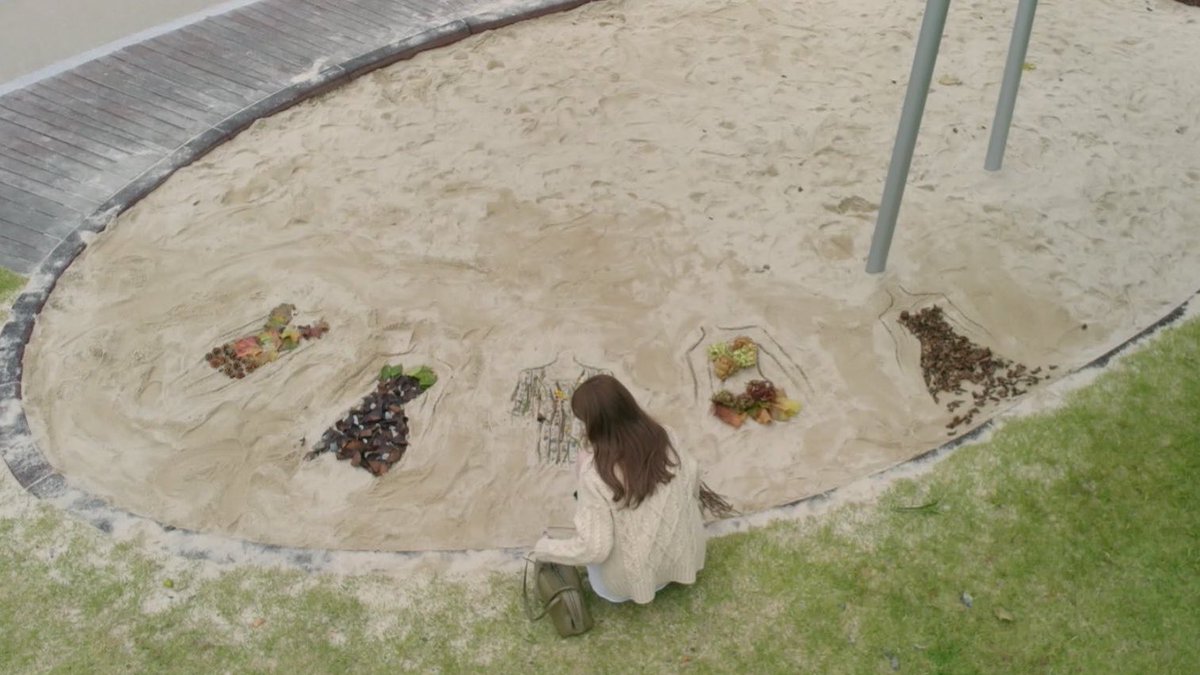 this is crazy talent omg song haran the designer that you areee

#InYourRadiantSeason
#InYourRadiantSeasonEp3