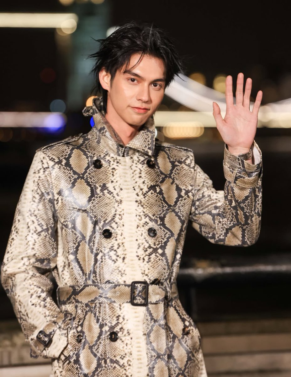 IG : allaphoto. art (Photographer)
[instagram.com/p/DVQm_HRDML4/…]

🙏🏼📸💙✨

BRIGHT LFW 2026
#Burberry
#BurberryxBRIGHT
#BurberryAW26xBRIGHT 
#bbrightvc