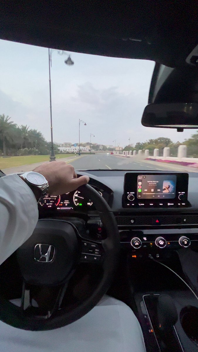 𒊹︎︎︎ tweet media