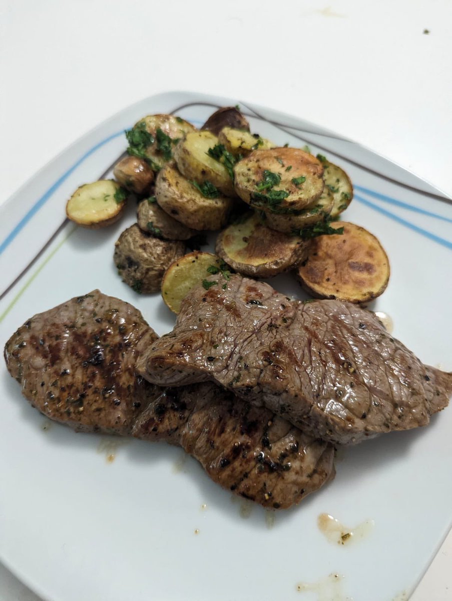 (دکتر ساواک هستم)زائربروخ آینده tweet media