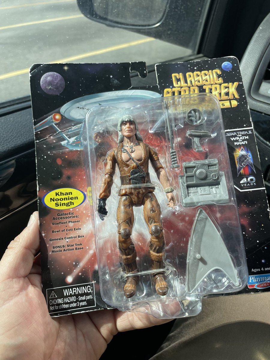 ScarifPodcast's tweet photo. #ThriftStoreFind https://t.co/YJa19WINo8