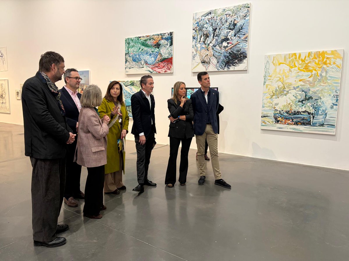 GVAcultura's tweet photo. 🖼️ L’EACC presenta l’exposició ‘The Rise &amp; Fall of Erik Schmidt’ a Castelló

👥 La secretària autonòmica de Cultura, Marta Alonso, ha visitat la mostra, oberta al públic fins al 24/05

ℹ️🌐IVC

https://t.co/IoxZ66Jkz8 https://t.co/aSZAAJSREZ
