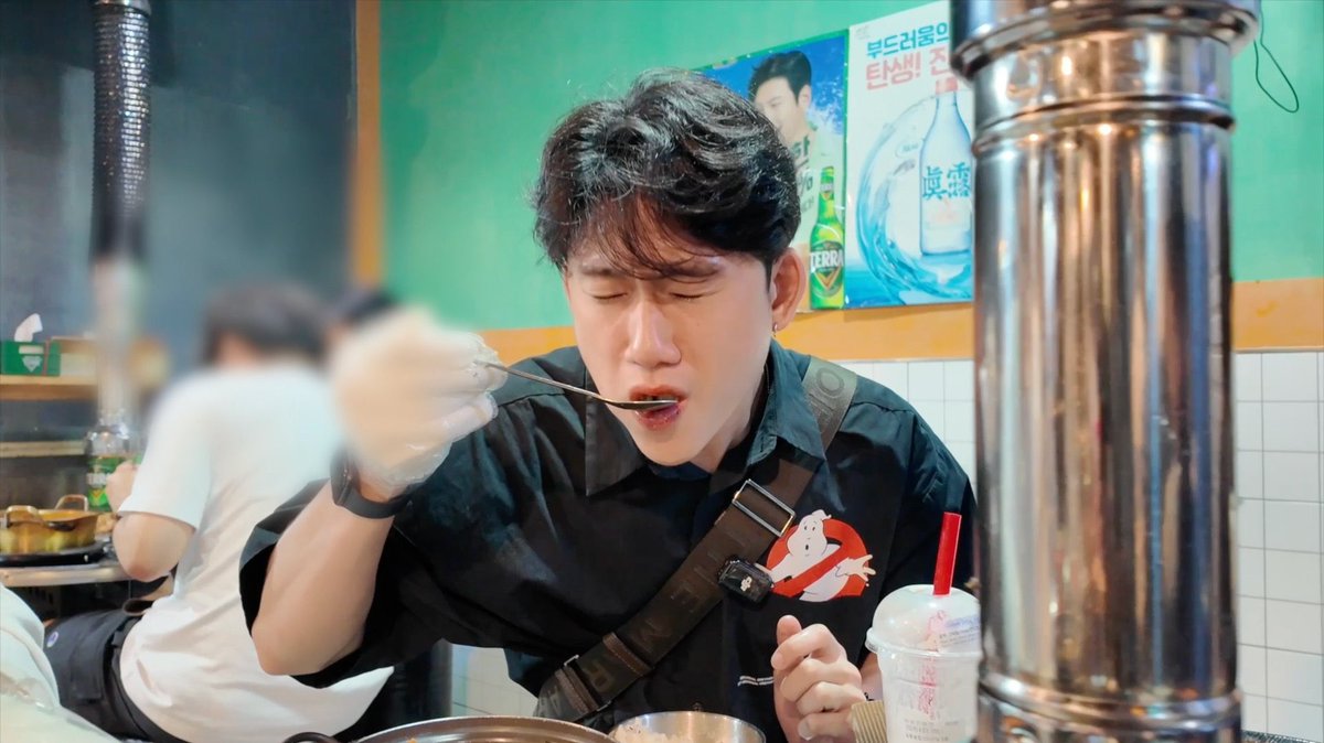 ary_ooe's tweet photo. กินแซ่บเผื่อคนดูทางบ้านเกิน หิวๆๆๆ #TheApolloProjectEP4 https://t.co/7ypFVX636U