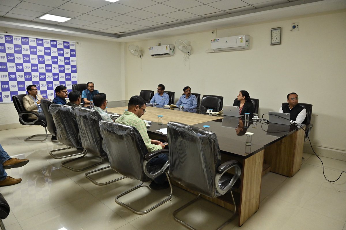 dtemp_'s tweet photo. MP is building the workforce of the future! 🚀
Technical Education Dept &amp; MPIDC are bridging the gap between classrooms and the Industry . By aligning curriculum and skill with industrial needs, we’re ensuring MP’s youth are job-ready for the next wave of investment. https://t.co/AwBGDpzsP1