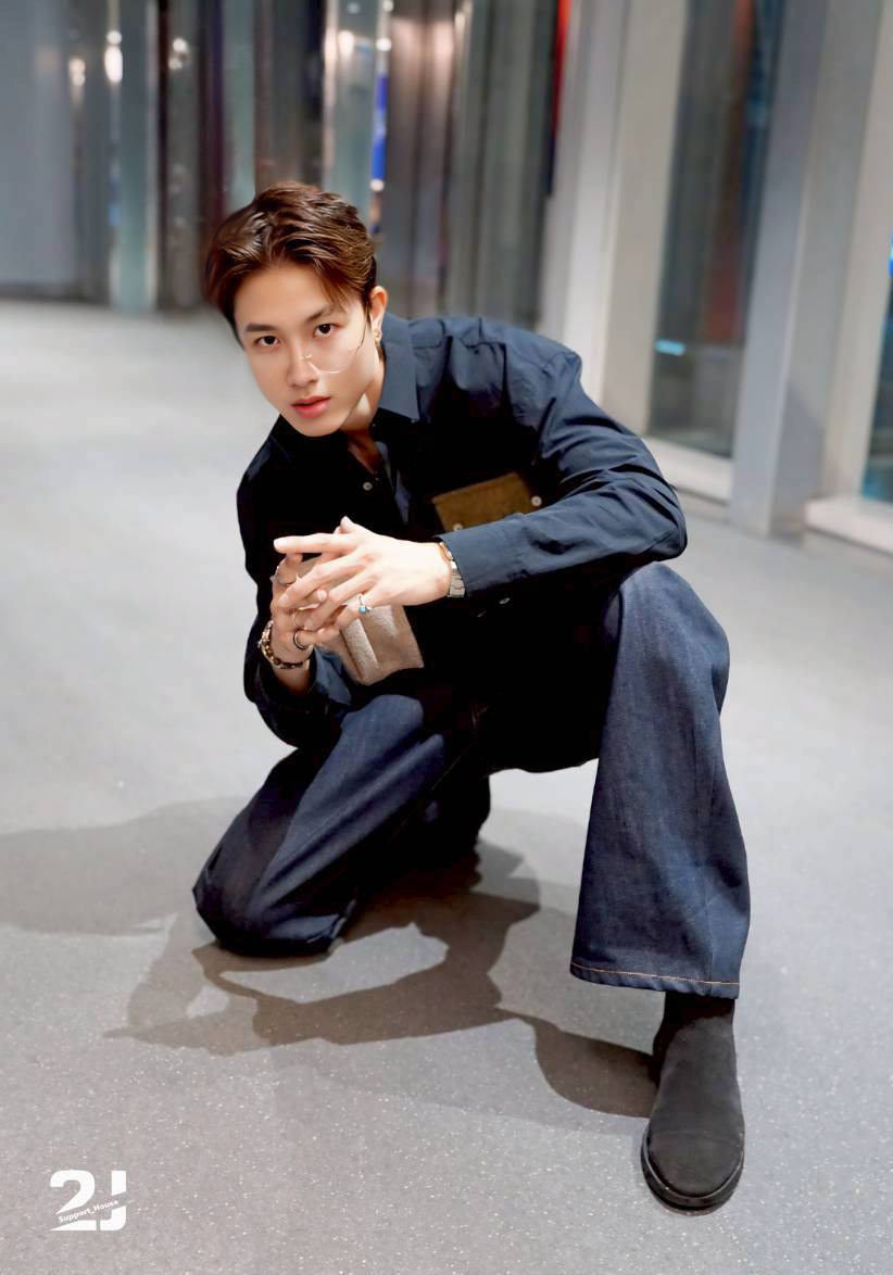 2J_Support_House (slow) tweet media