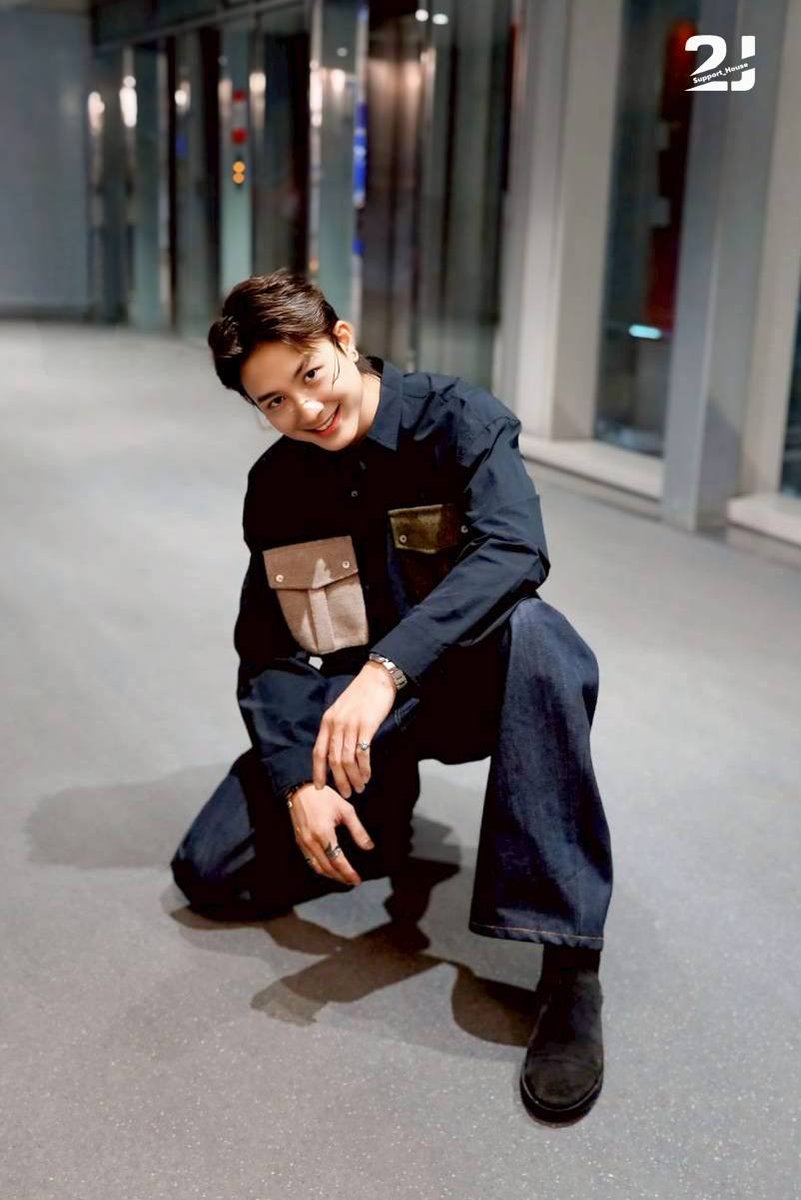 2J_Support_House (slow) tweet media