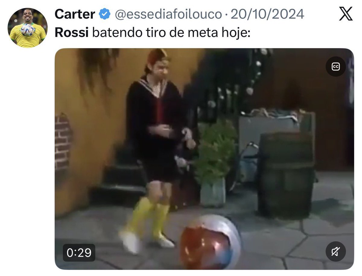 italodecastroo's tweet photo. @essediafoilouco Aqui pode então? Calma Carter, cera é normal no futebol em todas as ligas, puxe ai nos últimos minutos de Juve x Galatasaray o goleirão até tomou amarelo justamente por retardar cobrança de tiro de meta! Sobrou nada para o seu malvadão 😭😭 https://t.co/rgVzQa1685
