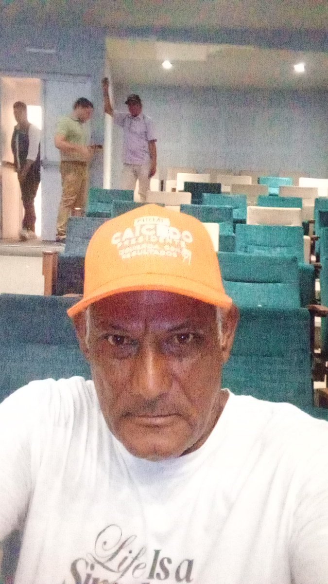 Señor fotógrafo lambon donde voy me identifico como militante de <a href="/fzciudadana/">FUERZA CIUDADANA</a> 
Publica tu sucio video y verás que estoy identificado con mi militancia 
Sucio jesuita por qué tienes contrato