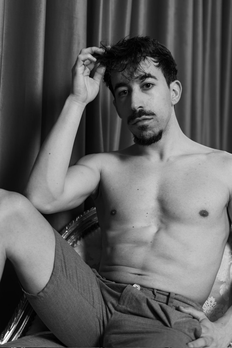 Mr.Manley tweet media