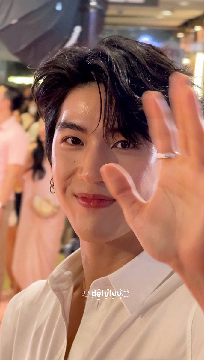 พ้มขิตแล้วค้าบ น้องซีทำไรแม่ลูก🫠💖

EVERY BRIGHT WITH SEA

#LOrealGlycolicXSea
#sea_tawinan <a href="/Sea_tawinan/">Inthu, Tarotist | ปิดรับดูดวงชั่วคราว (ลาพักใจ) 🔮</a>