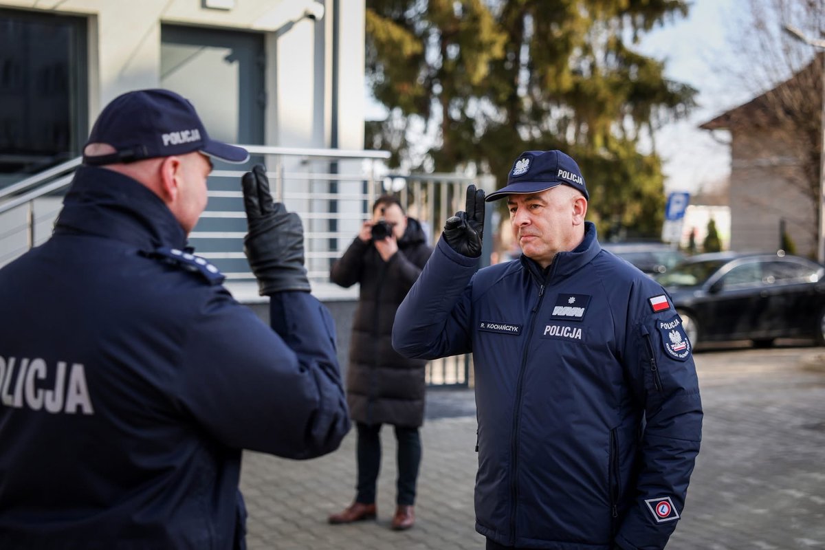 ŚwiętokrzyskaPolicja tweet media