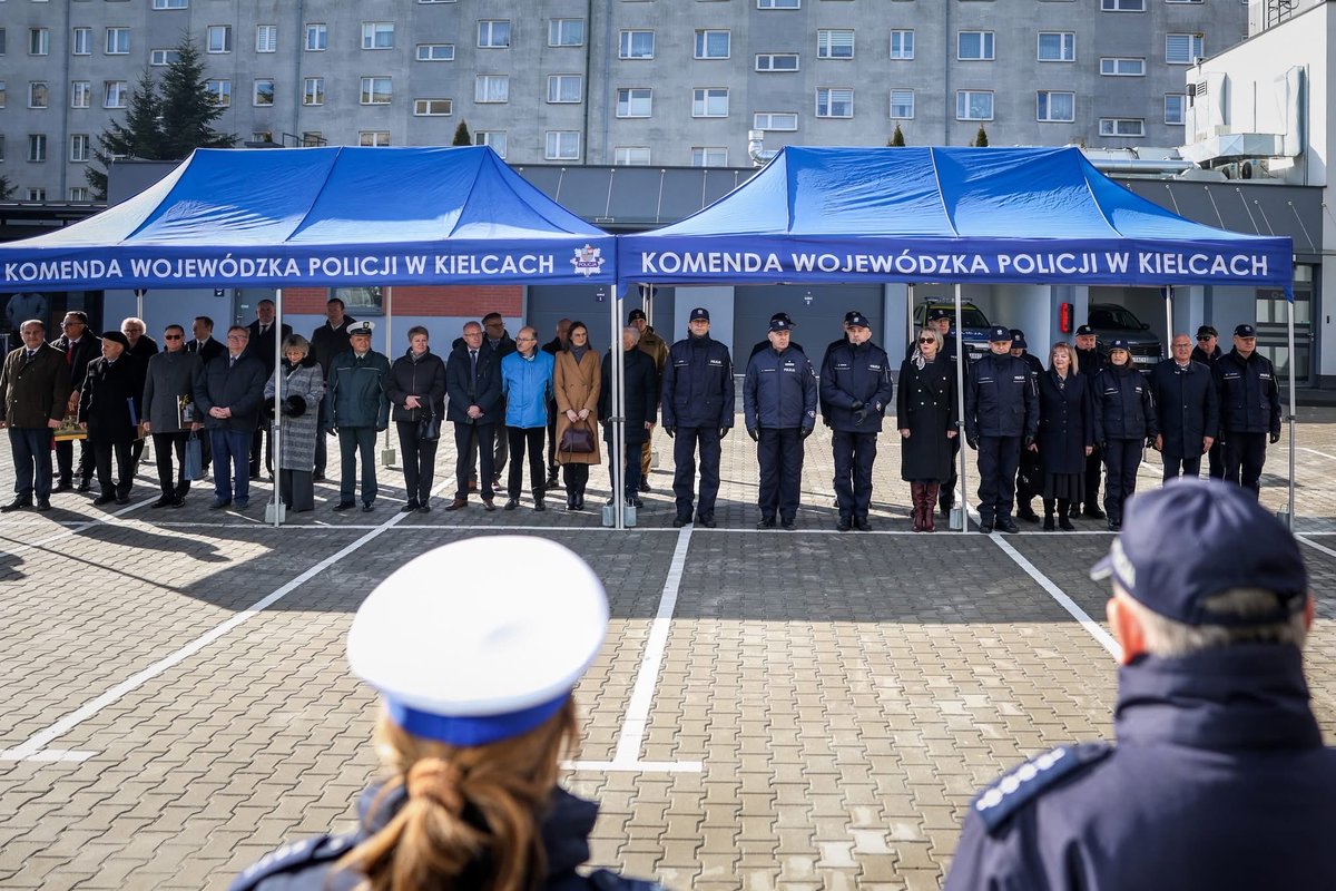 ŚwiętokrzyskaPolicja tweet media