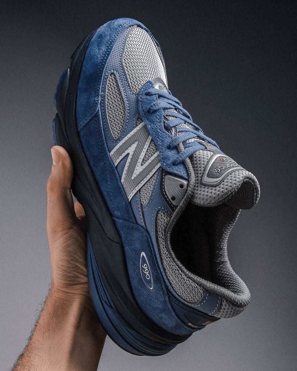 Sneakers 👟 (@sneakersfandom) on Twitter photo 