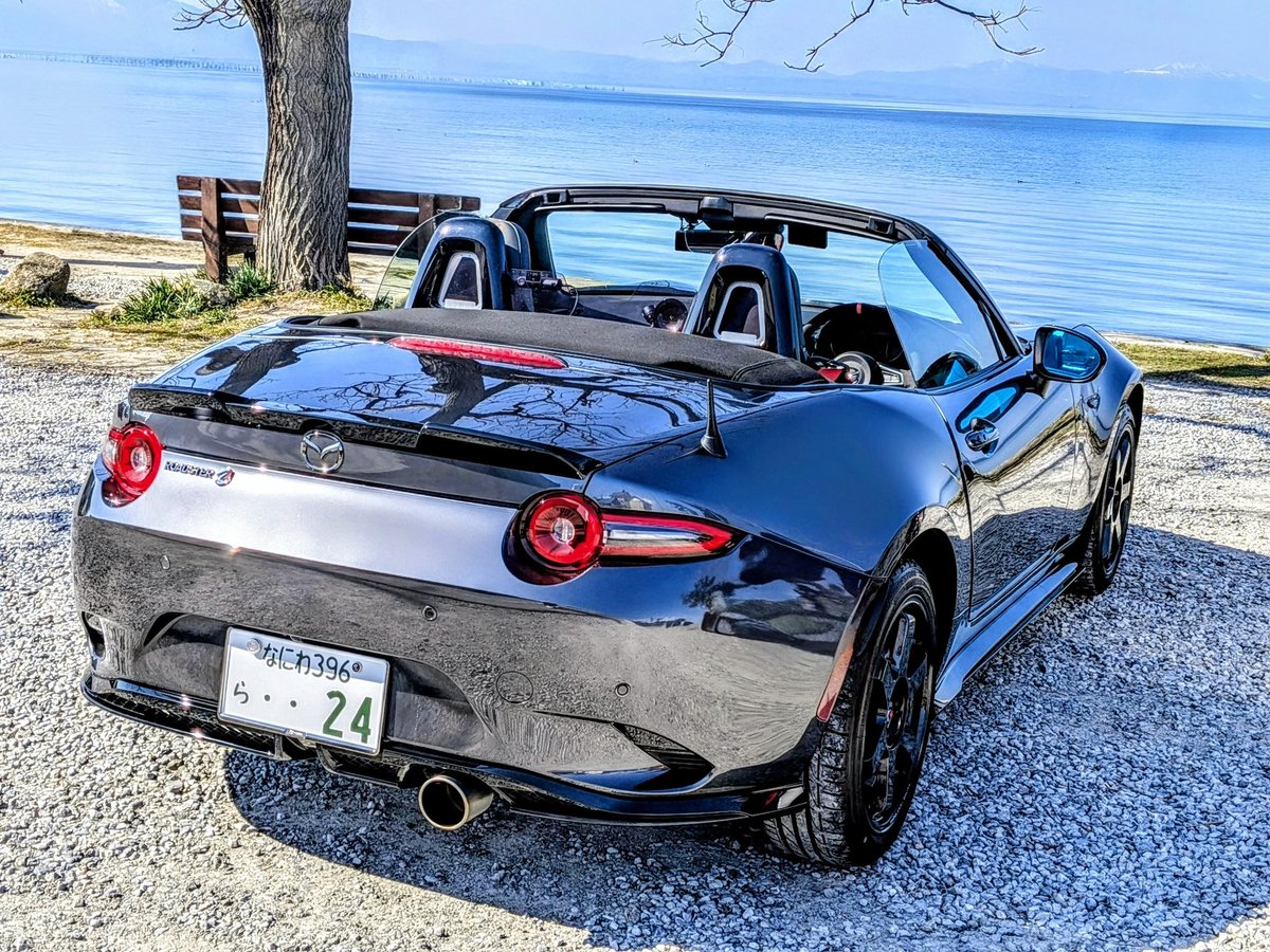 drbloodline24's tweet photo. あのベンチとマシーングレーのMSpRロードスター
"Ano bench" with my machine gray MSpR Roadster.
#msprロードスター #MSRロードスター #マシーングレー #TeamBloodline #ロードスター https://t.co/rLsGwaWIvl