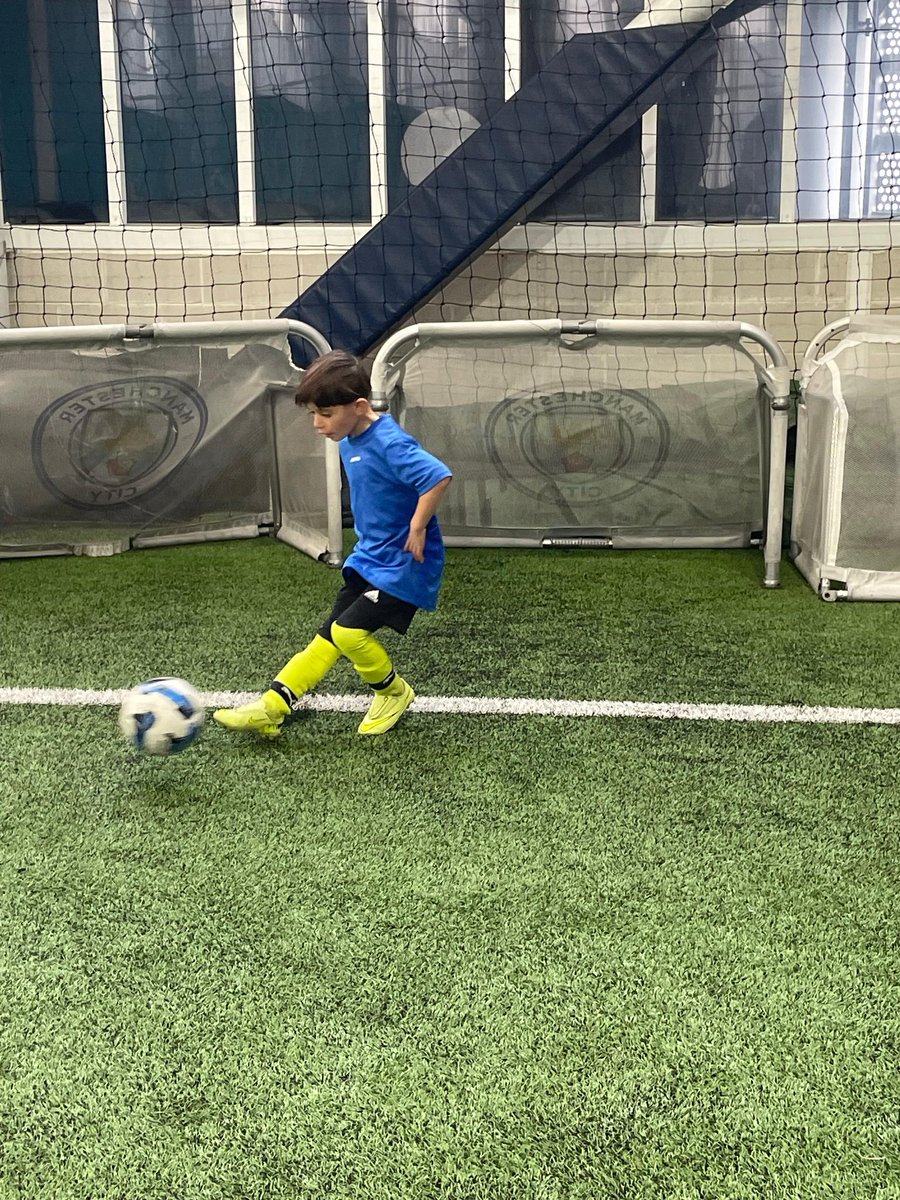 What a fantastic morning these boys had this morning <a href="/ManCity/">Manchester City</a> a day they will never forget. Excellent learning, fun and football being played ⚽️