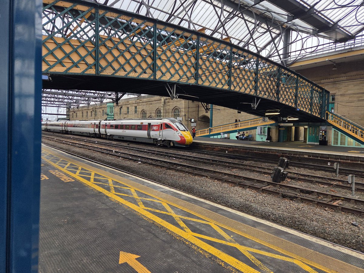 Danderhall Railway tweet media