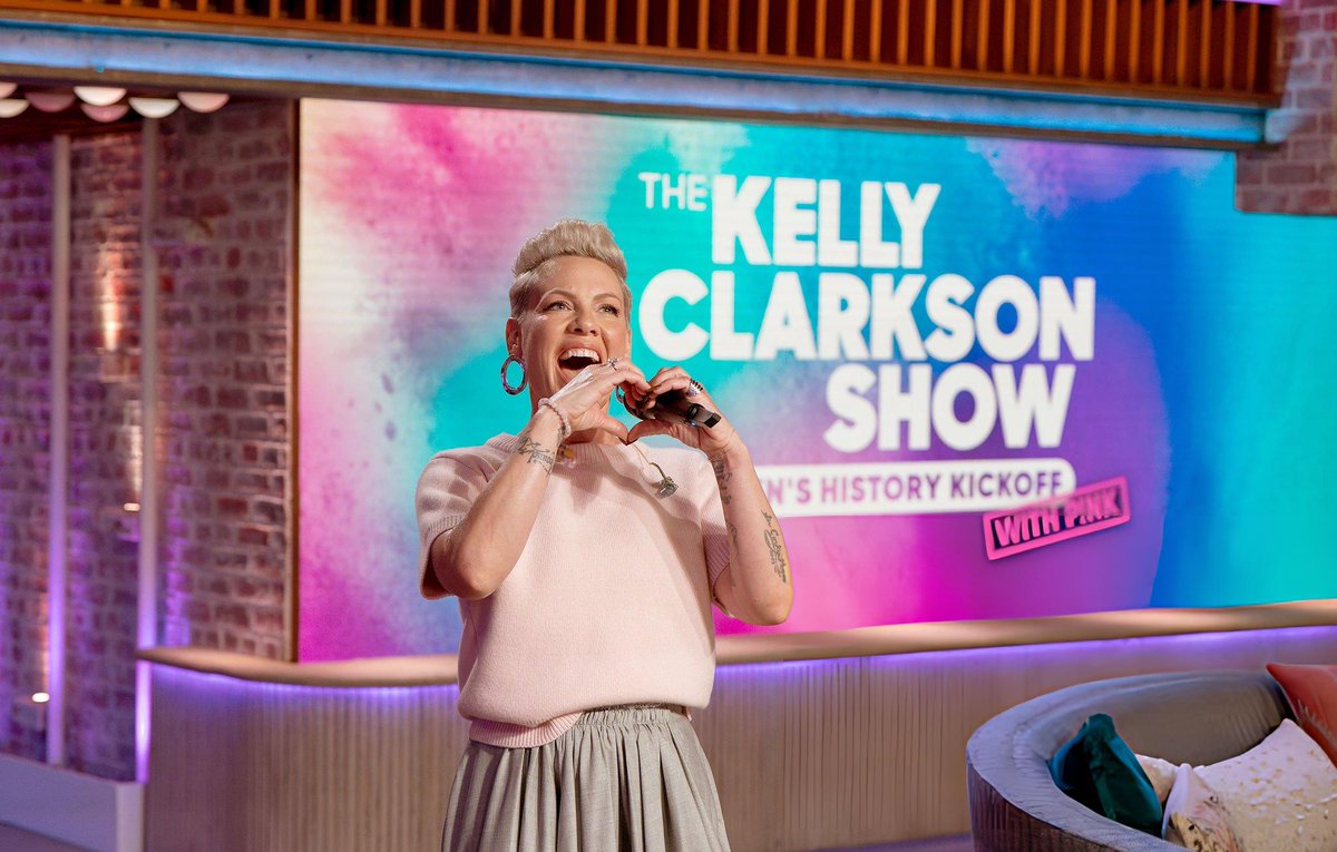 Fan Account • P!nk Crave tweet media