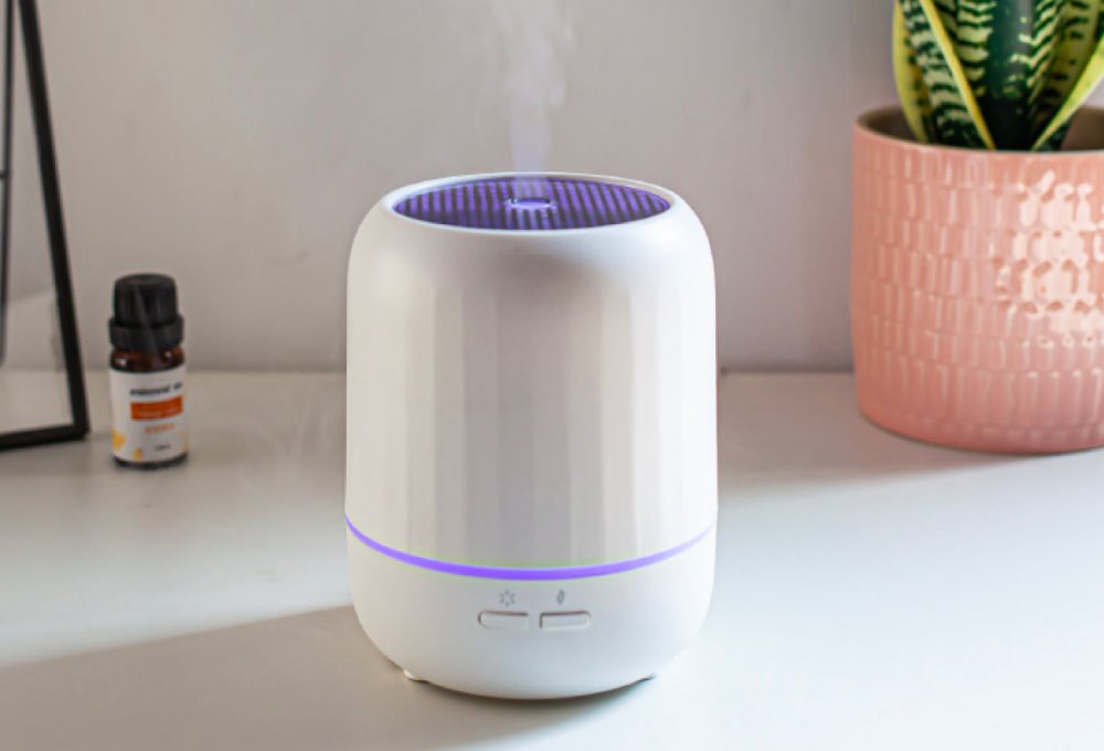 الدكتور "أحمد العمار" يوجه نداء للجميع:

تخلصوا من الفواحات، فهي مصيبة وأحد ابتلاءات العصر الحديث وضررها كبير وسلبي على الصحة.

-