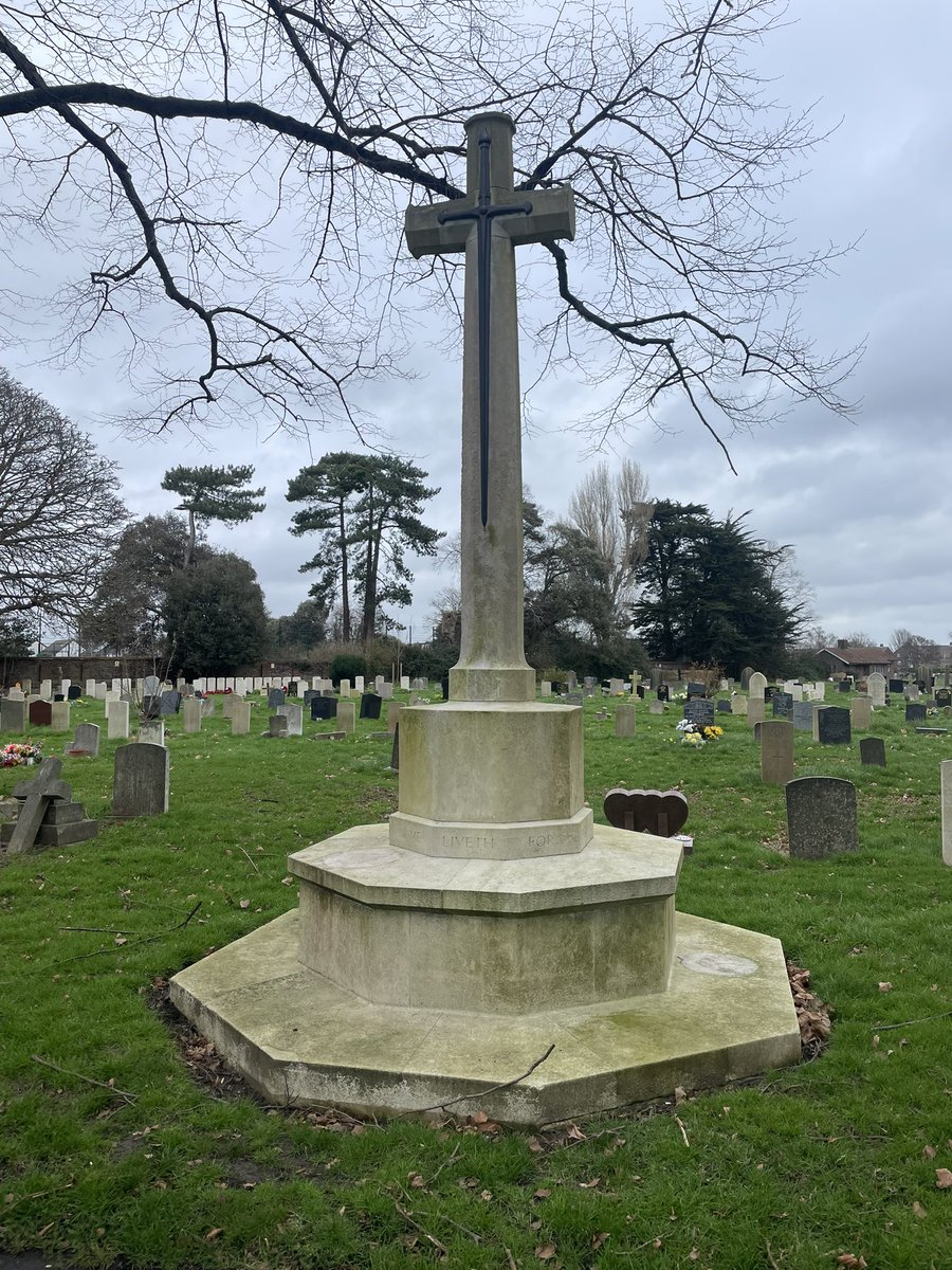 Noble67Allan's tweet image. Yesterday,I paid my respects to the fallen in @CWGC Milton Cemetery,Portsmouth,and they include a young casualty of war,who died  on 26th February 1918,and is laid to rest there 🙏🏼

#RIP Boy Walter Harrison(17),Royal Field Artillery 

#LestWeForget