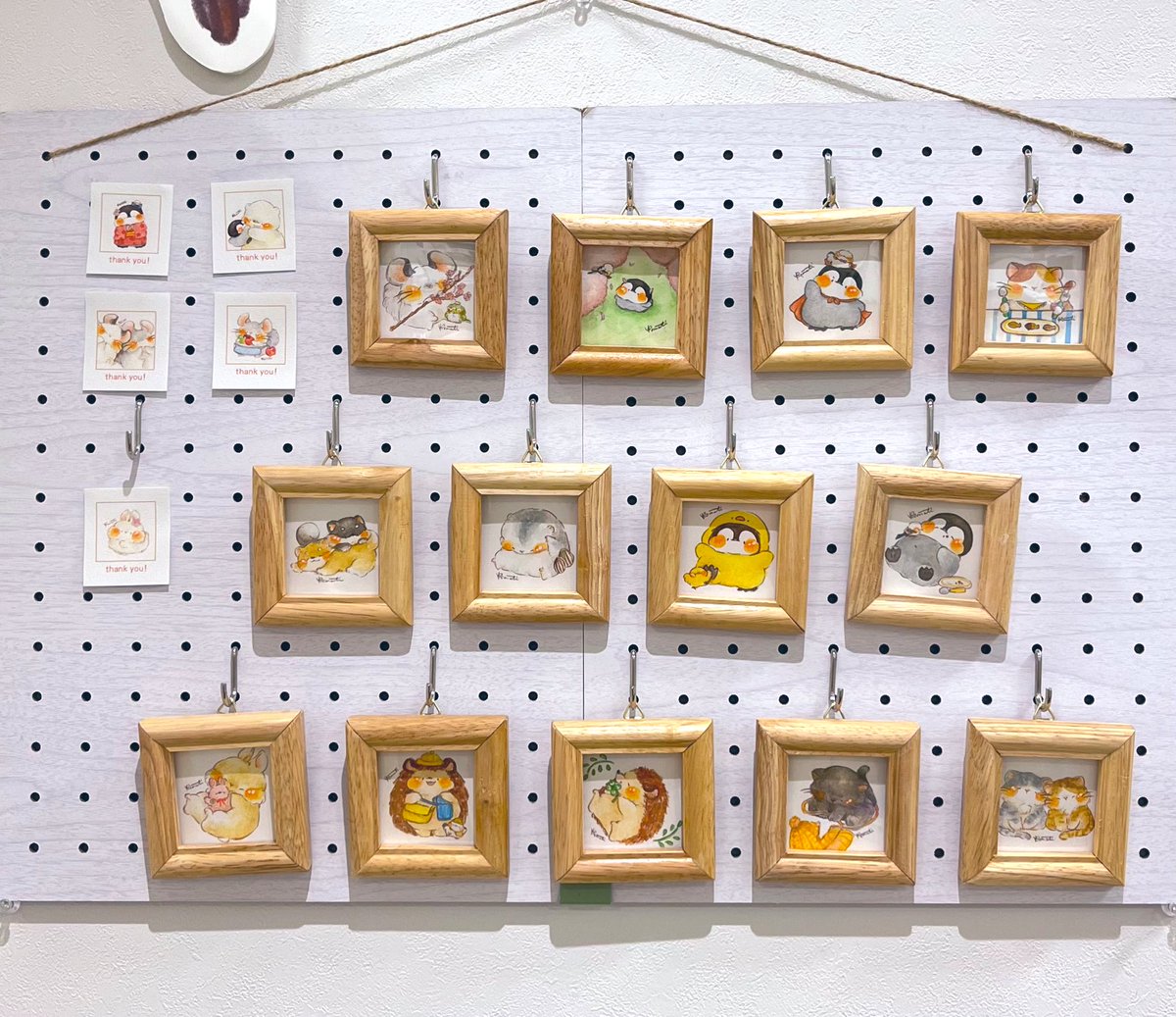 2/28(土)開店時から並ぶミニ原画です◎

新作4点追加し、たくさんの中から
選んでいただけるようになりました😌
お声がけいただいた順にその場お持ち帰りです🌸