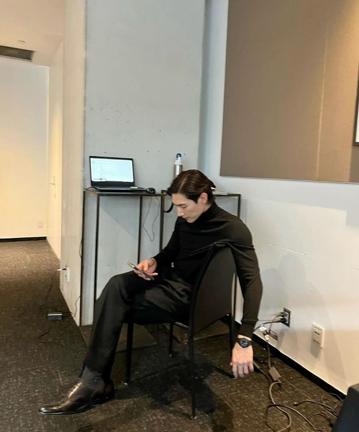 Nicholas tweet media