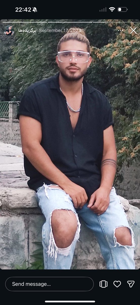 عنصرِ مطلوب tweet media