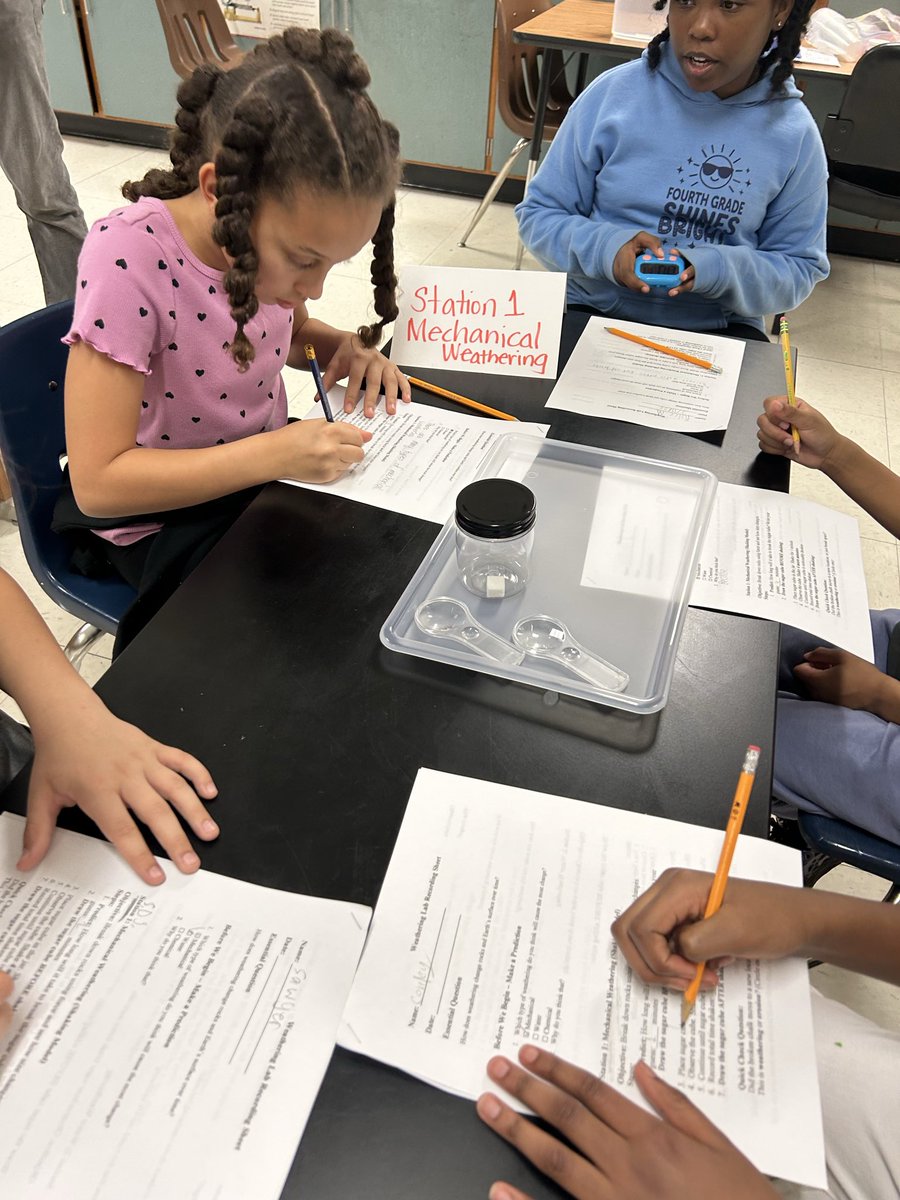 RivercrestSTEAM's tweet photo. Sometimes we step out of the STEAM Lab and head to the Science Lab. Fourth graders explored WED- weathering, erosion, and deposition. We’re meeting standards through technology and hands-on activities. https://t.co/Nqw4u640Og