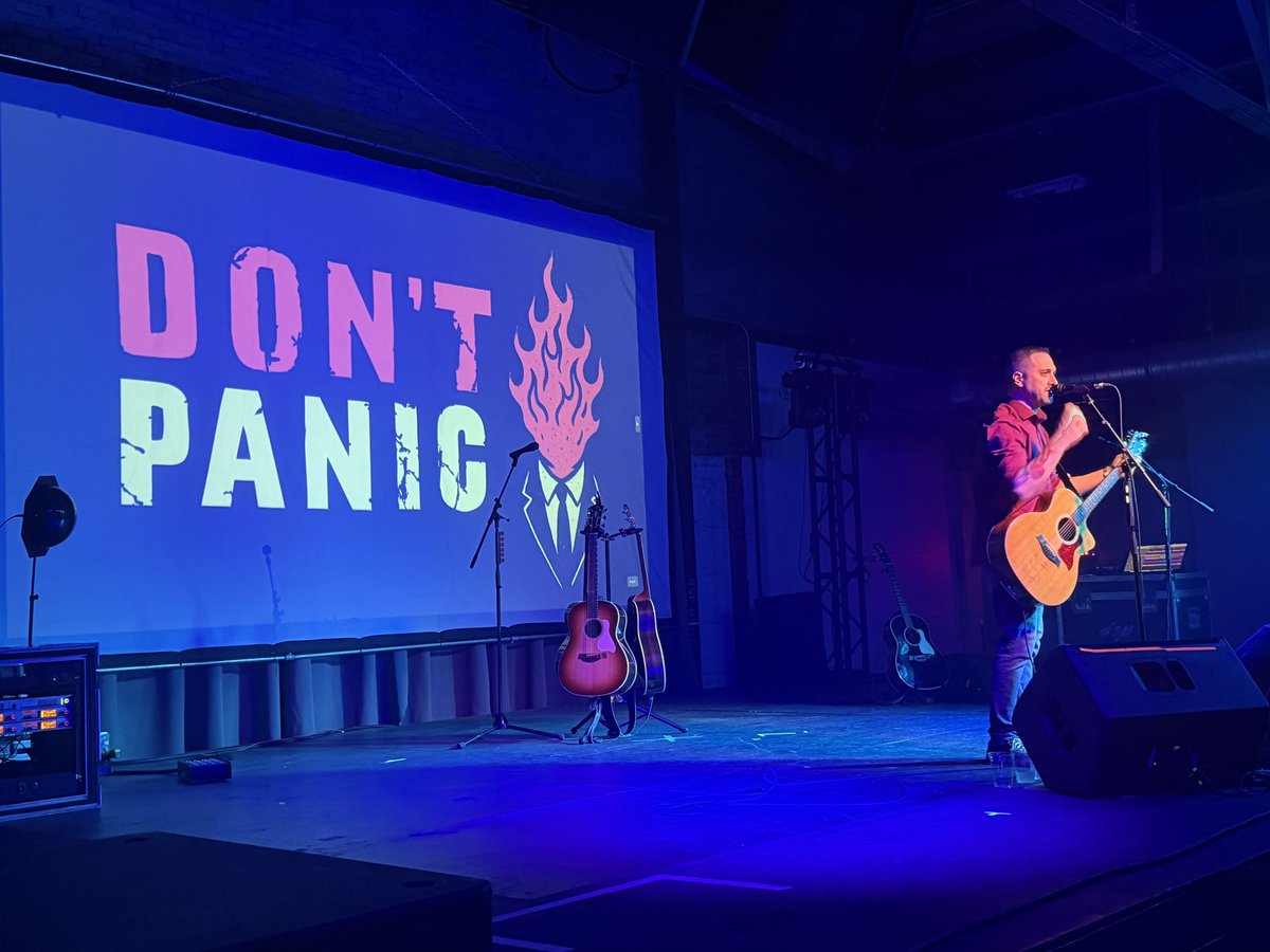 Don't Panic tweet media