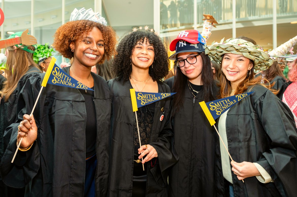 Smith College tweet media