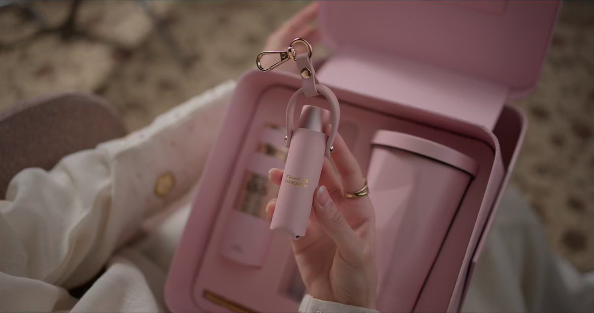 Team Falcons tweet media