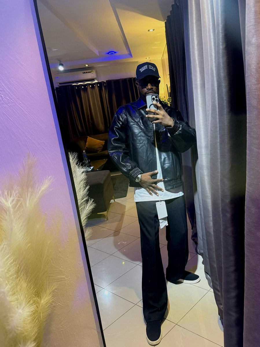 It’s called TGIF for a reason. We ousaaaaa 😎