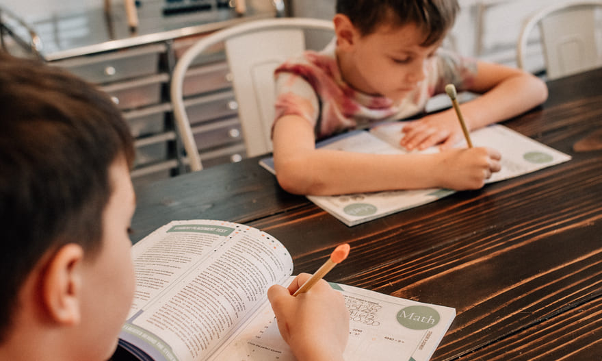 VAREDWATCH tweet media