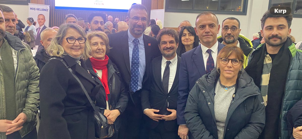 sosyal_kentCHP's tweet photo. Kent Yoksulluğu Buluşmalarımızın 32’incisini Sancaktepe'de Kent Yoksulluğu’ndan Sorumlu İl Başkan Yardımcımız Sinan Karaca Öztürk, PM üyelerimiz Tolga Sağ ve Baran Seyhan, parti yöneticilerimiz, Sancaktepe İlçe Başkanımız Emre Yılmaz, Sancaktepe Belediye Başkanımız Alper Yeğin + https://t.co/PAg0W0XBWt