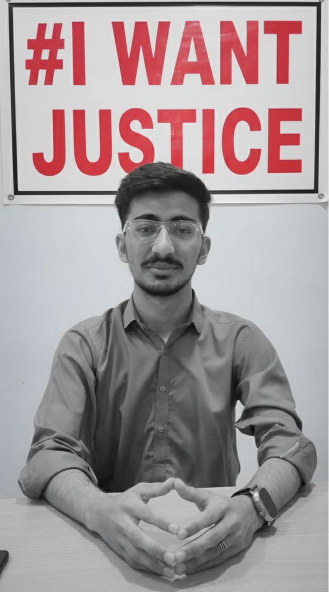 MuhammadAh41649's tweet photo. Haseeb Zafar ko uske khawabon ne nahi, management ki be-hissi aur laparwahi ne maara hai. Jis maa ne apne jawan bete ko duayein de kar parhne bheja tha, aaj Us maa ke aansu is qatil nizam se insaaf maang rah hai💔@MaryamNSharif @CMComplaintCell #JusticeForHaseebZafar #NamakHaram https://t.co/OW4xTfJitS
