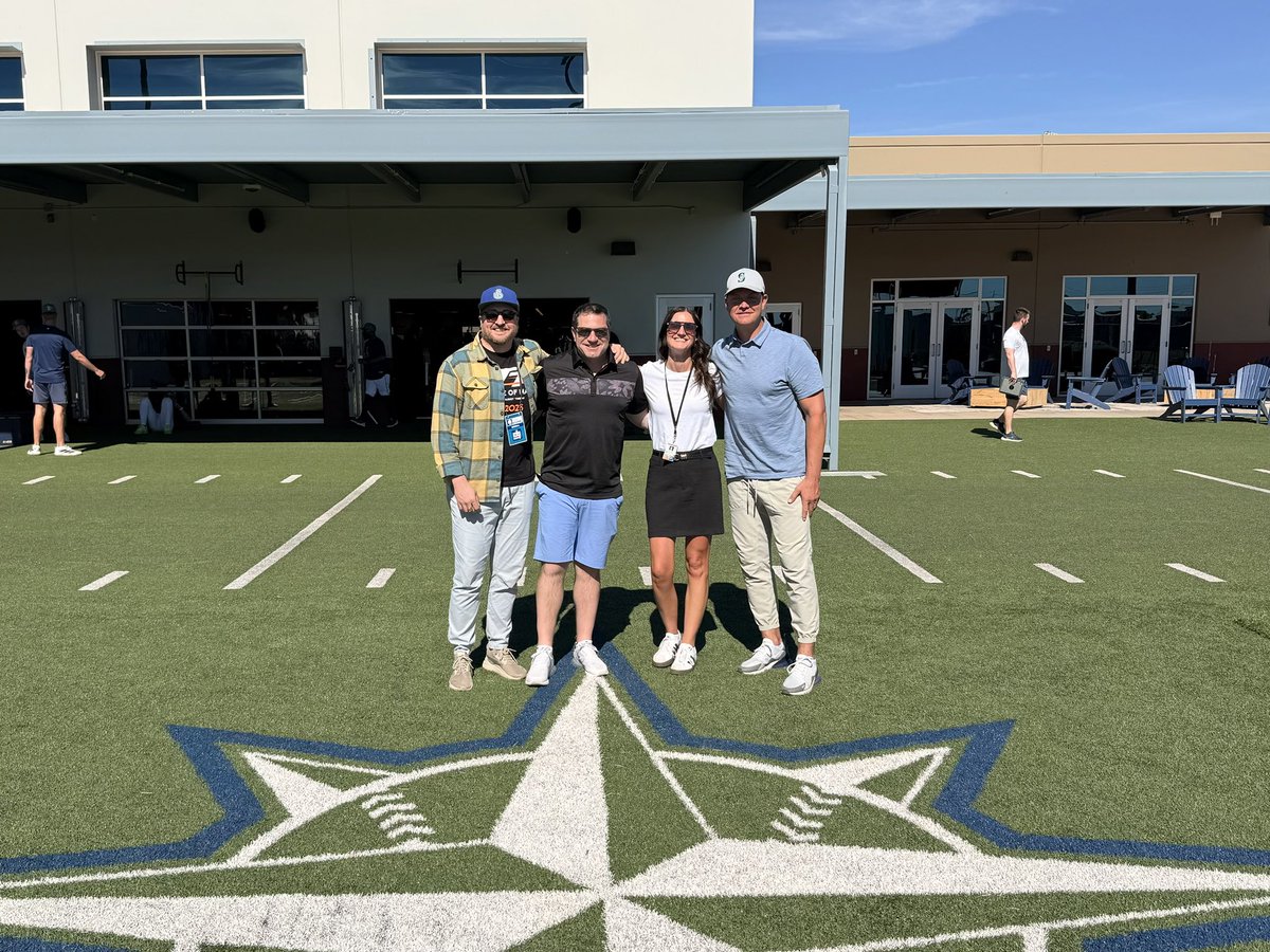 Maura Dooley tweet media