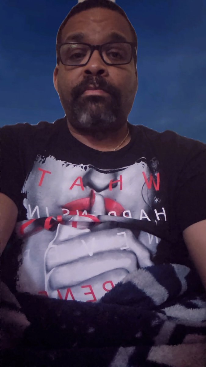 Straight Guys for Gay Eyes tweet media